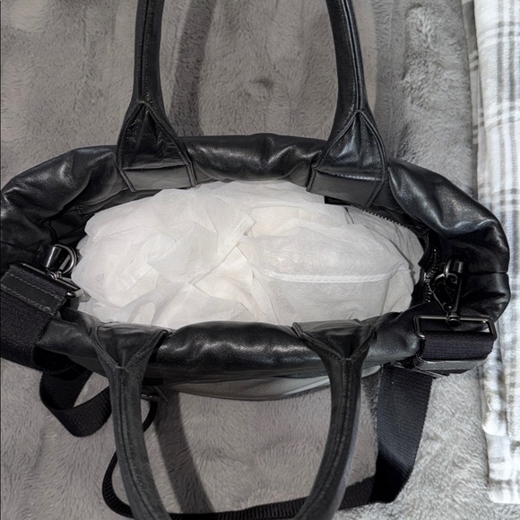 Prada Men's Black and Gray Duffel Bag - Picture 6 of 15